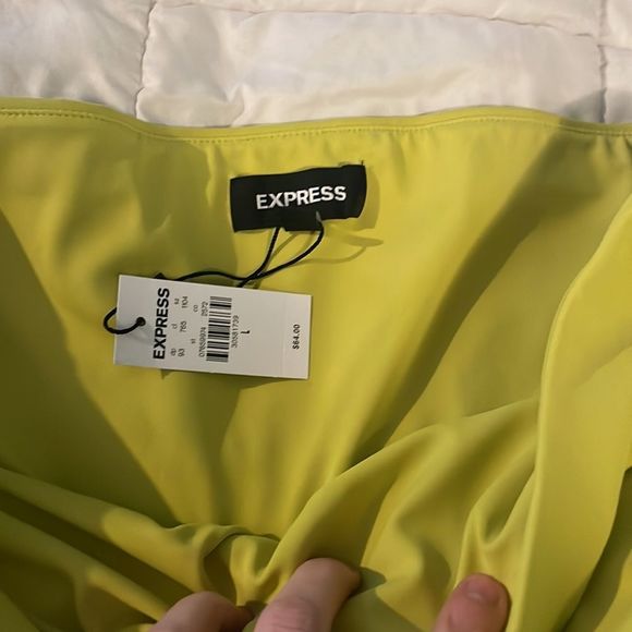 Nwt Express scuba pull on skirt - Picture 3 of 4